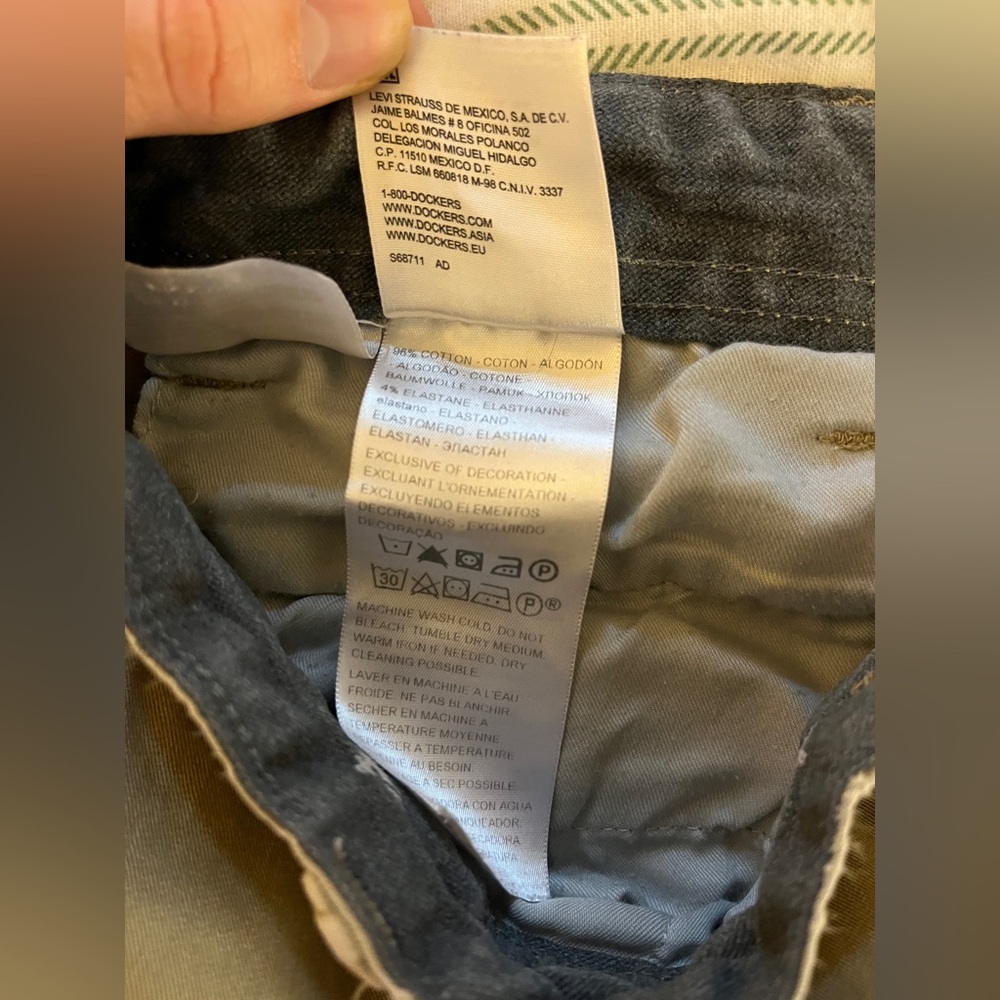 Dockers Straight Fit Tan Pants with small hole - Picture 3 of 6